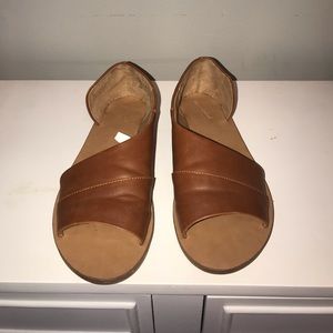 Women’s sandals